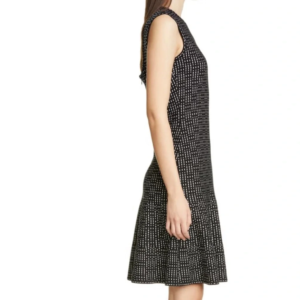 St. John Collection Knit Fit & Flare Dress Size 4 NWT - Picture 6 of 14